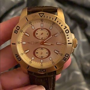 Invicta Men’s Leather Watch